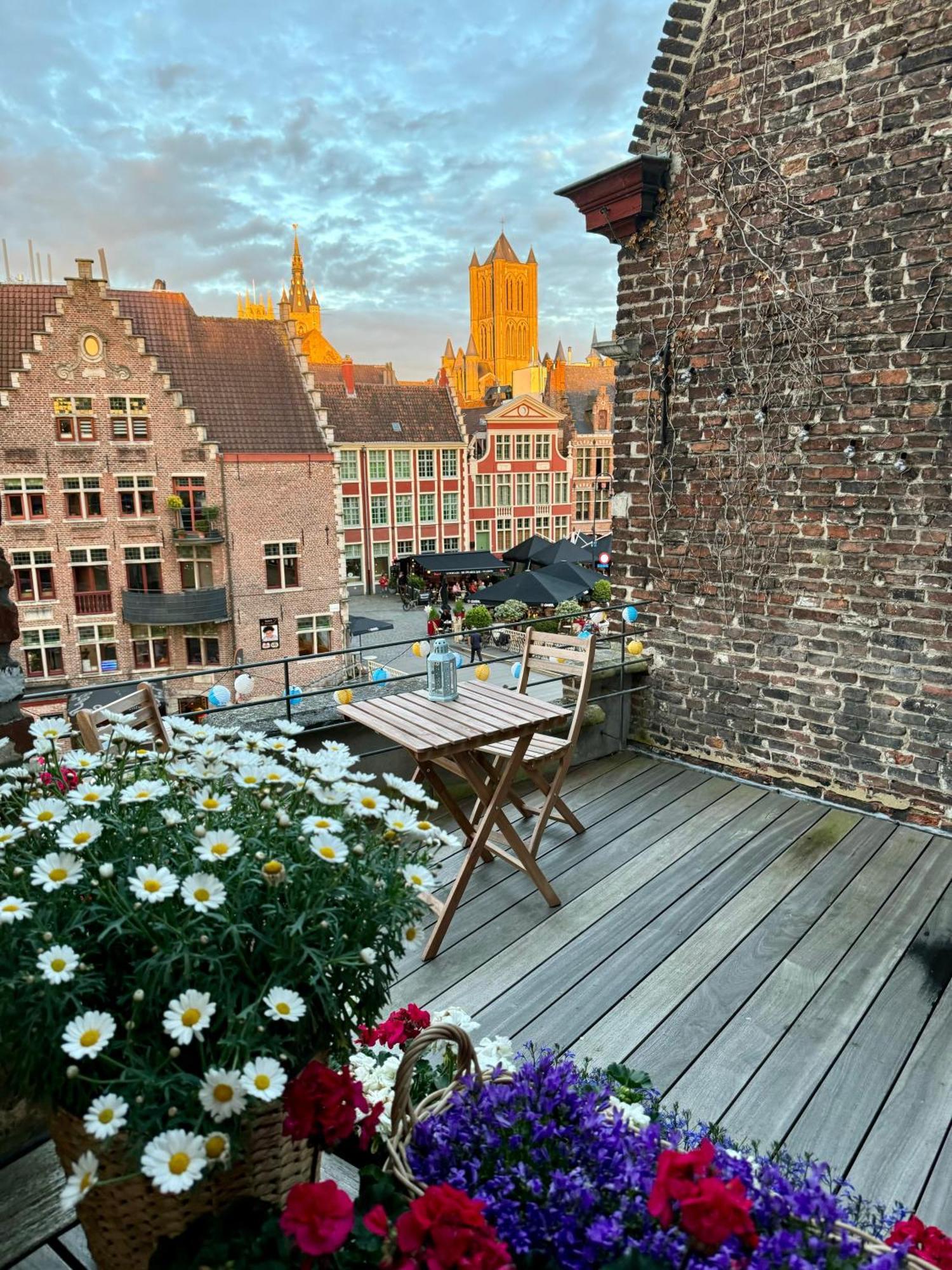 Agatovas Suites By The Lys Gent Kültér fotó